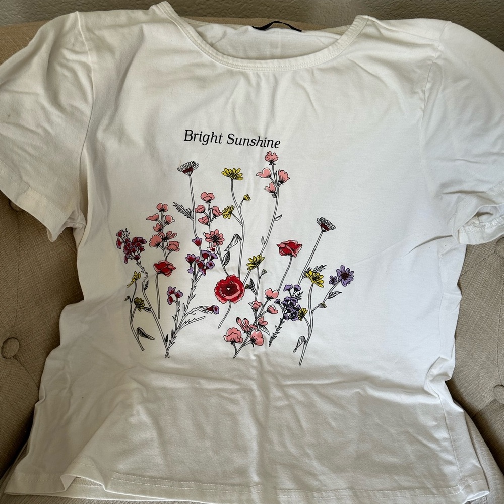 Soft Floral White Tee